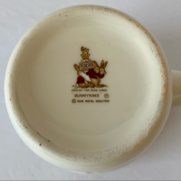 SALE !Beatrix Potter’s Bunnykins Mug - Picture 4 of 6